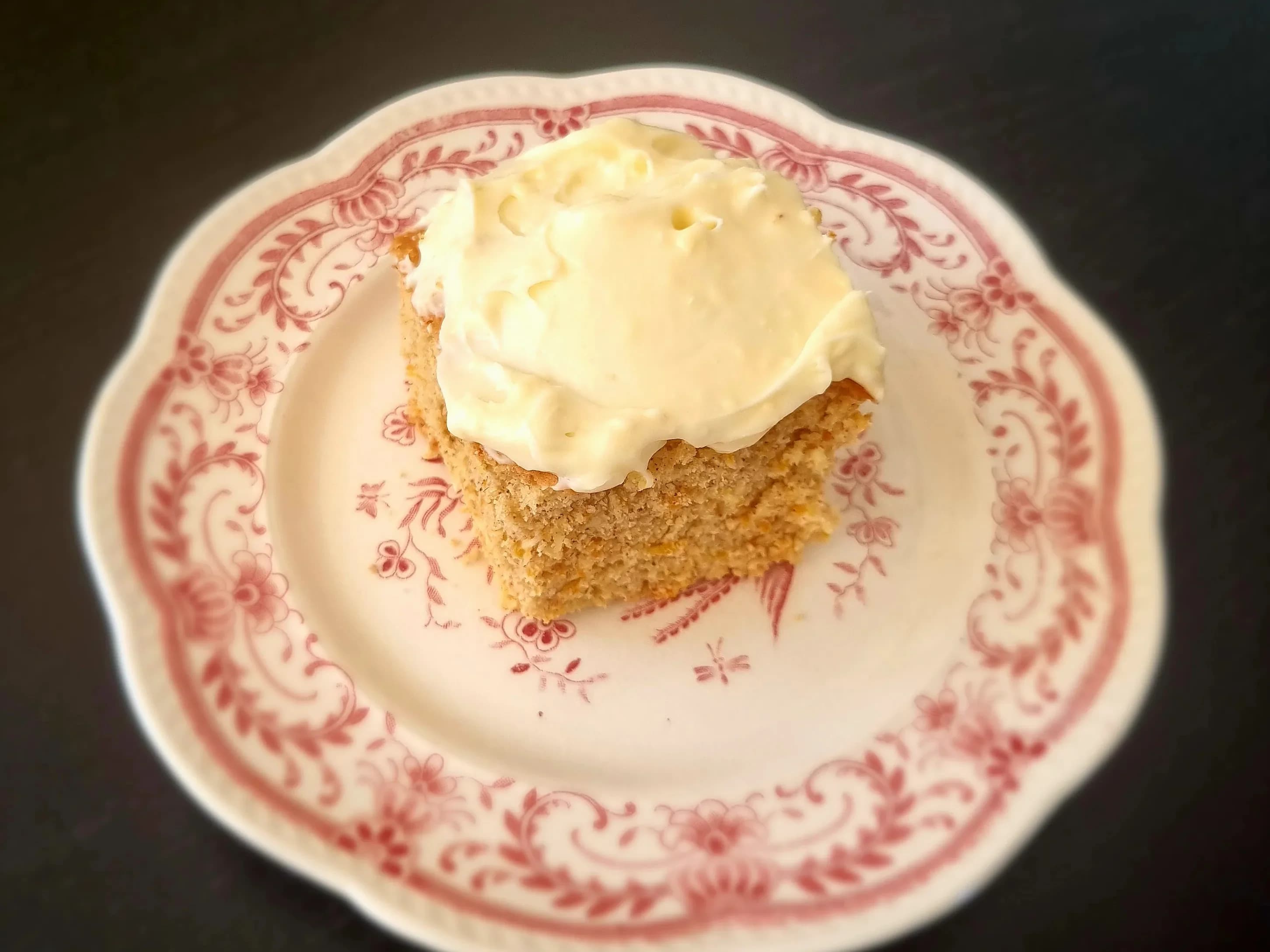 Glutenfri morotskaka