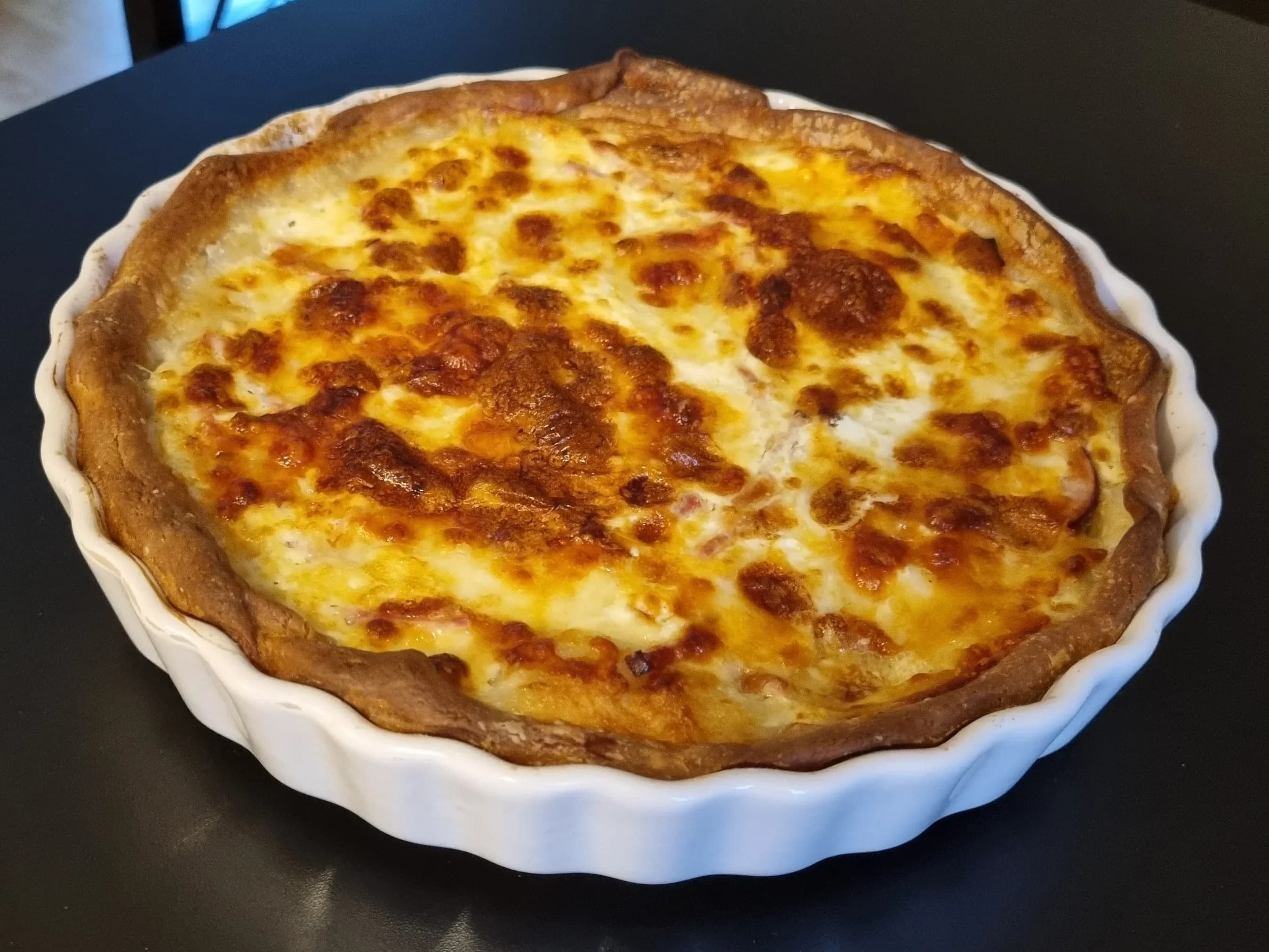Glutenfri ost och skinkpaj
